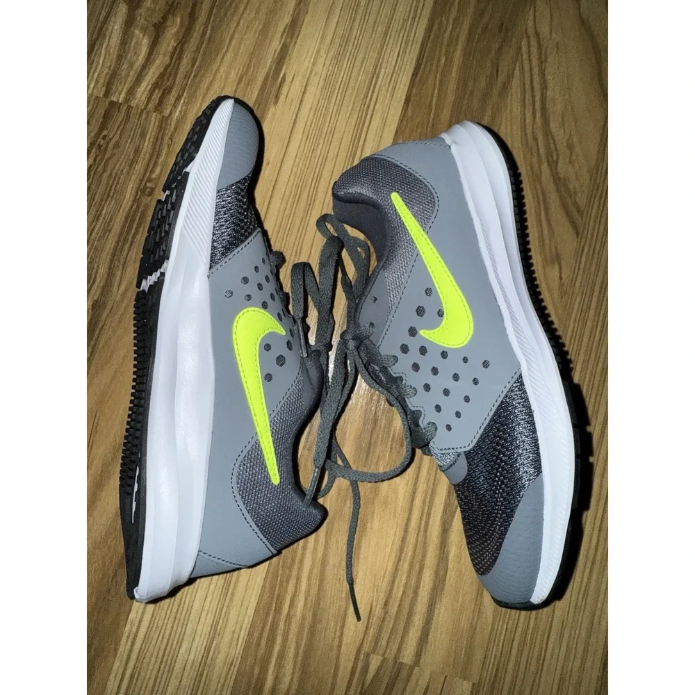 Nike new boys